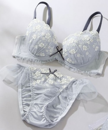 フラワーアンジュ ブラ＆ショーツ ナイスフィットシリーズ