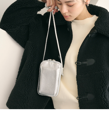 <BEAUTY&YOUTH UNITED ARROWS>レザー ジップスリム ウォレットショルダー