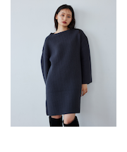 ＜EMMEL REFINES＞EM カタアゼ ボクシー ミニ ニット ワンピース