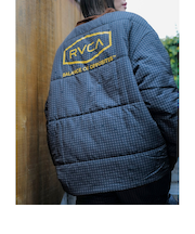 【OUTLET】RVCA メンズ GRANT PUFFER REVERSIBLE CR トレーナー BBW 【2024年冬モデル】