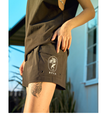 【RVCA ルーカ公式通販】ルーカ (RVCA)【OUTLET】RVCA レディース CARGO BOARD SHORT ショートパンツ 【2025年夏モデル】