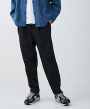j.n.r.d/静電防止機能付き裏起毛タックテーパードパンツ