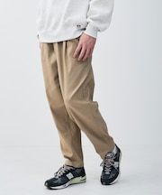 j.n.r.d/静電防止機能付き裏起毛タックテーパードパンツ