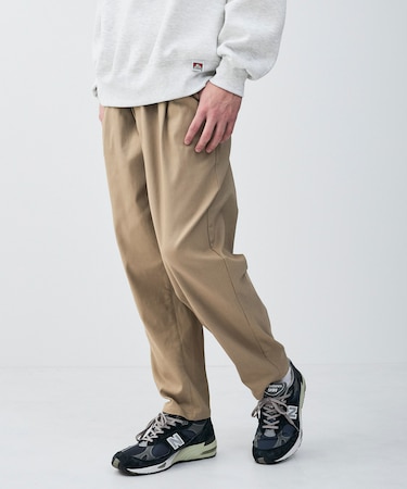 j.n.r.d/静電防止機能付き裏起毛タックテーパードパンツ