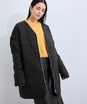 ロゴパターンキルティングブルゾン