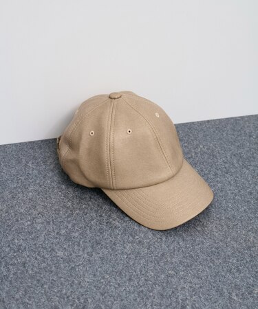 フェイクレザーキャップ