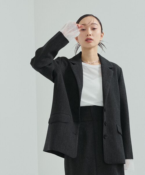 Giorgio armani ホワイト ラペルパイピング　ジャケット 52 Giorgio armani ホワイト ラペルパイピング ジャケット 52