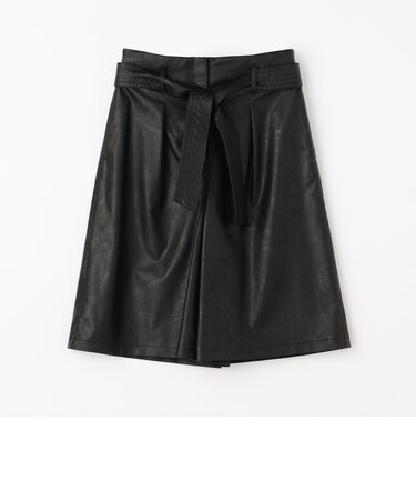 レザーライクウェットクロス ハイウエストハーフパンツ