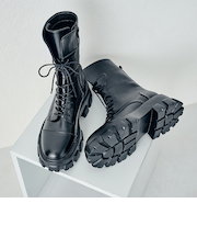 レースアップミドルブーツ