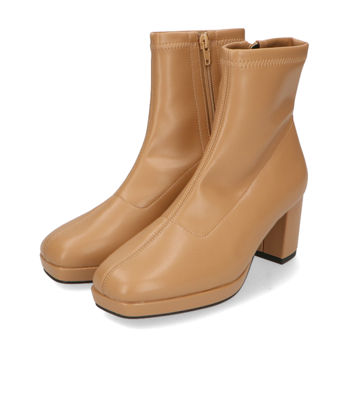 プラットフォームブーツ