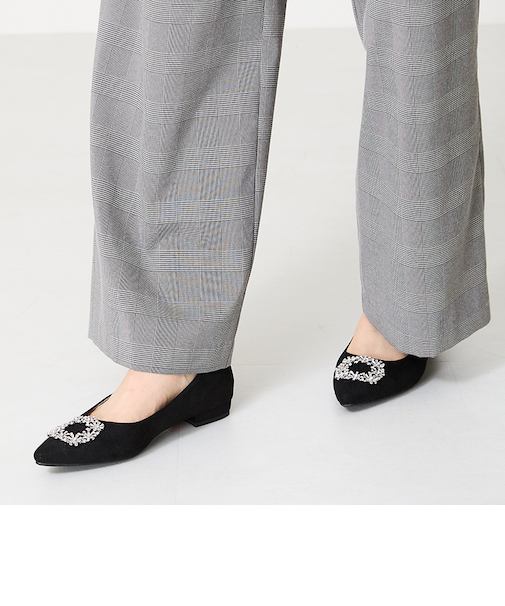 ビジューフラットパンプス