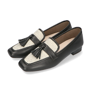 タッセルデザインローファー