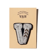 モールピンバッジ