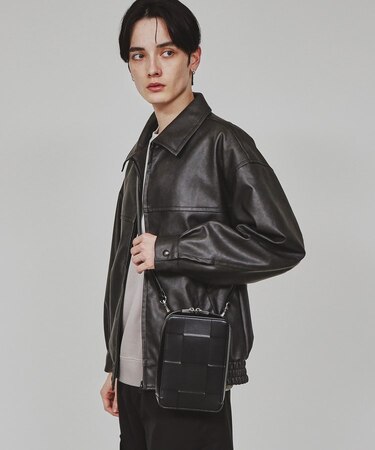 イントレ縦型ショルダー