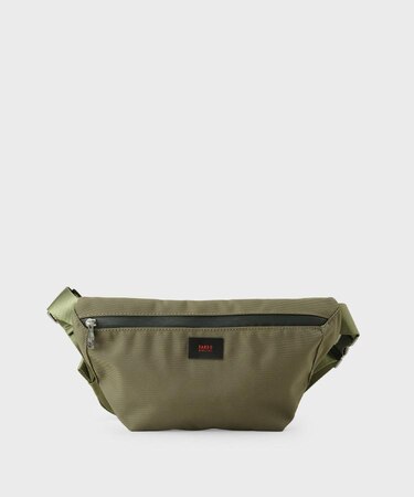 RedNameスリングショルダーバッグ