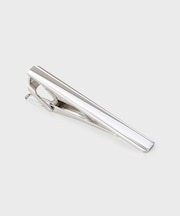 ヴァルタータイバー ー 日本製の洗練された真鍮タイバー