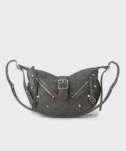 【FANCYシリーズ】スタッズクレセントショルダーバッグ