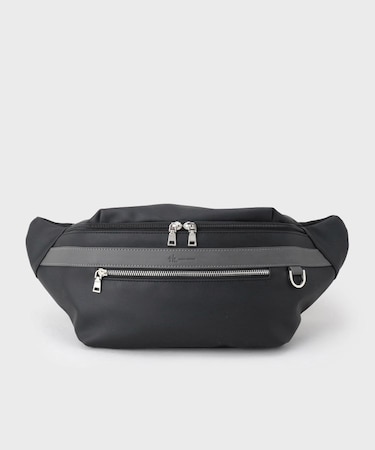 ビッグボディバッグ