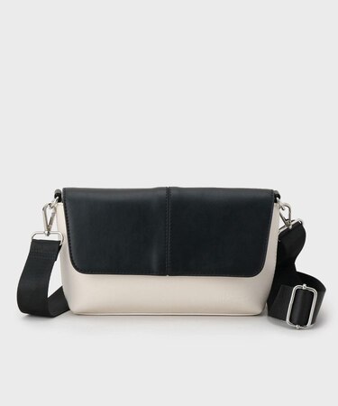 ミニフラップショルダーバッグ