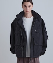 リバーシブルブルゾン