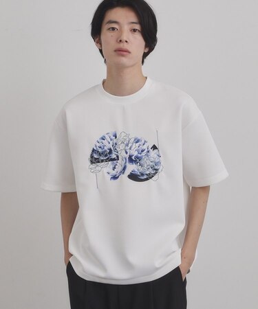 フラワープリントTシャツ
