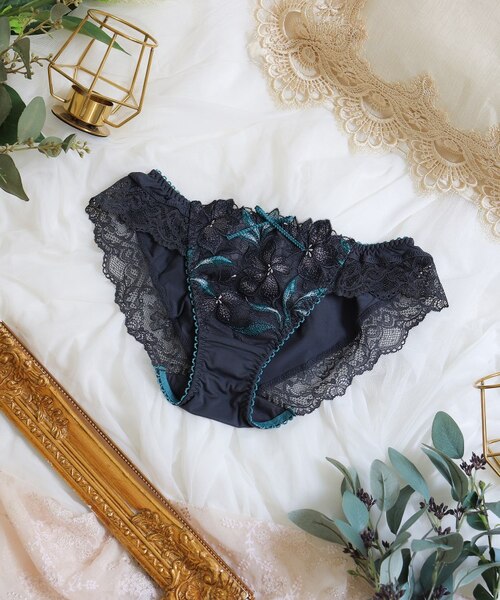 ケリー ノーマルショーツ｜リサマリのアウトレット通販｜三井