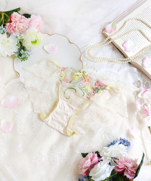 テリン レースショーツ