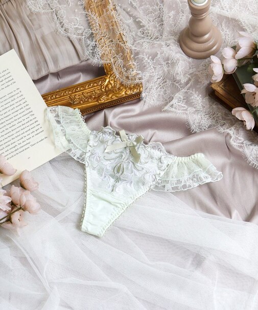 ジュア Tバックショーツ