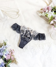 クラシーナ Tバックショーツ