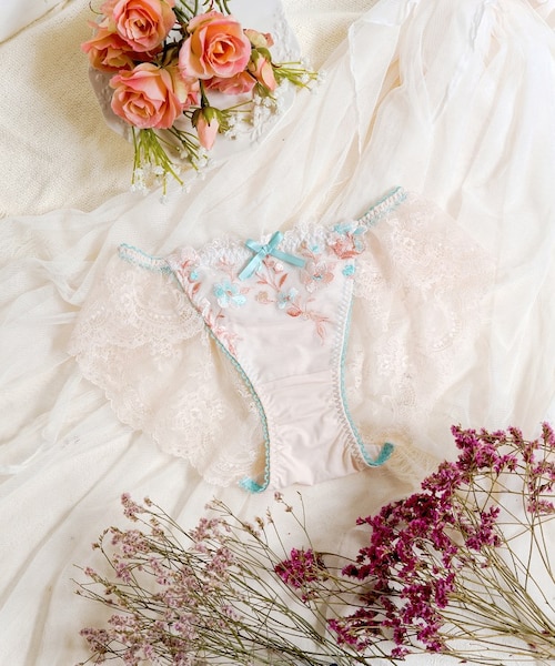 イレーヌ レースショーツ｜リサマリのアウトレット通販｜三井