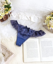 イリーナ Tバックショーツ