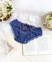 イリーナ ノーマルショーツ