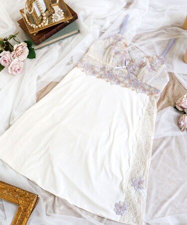 アデリーノ スリップ