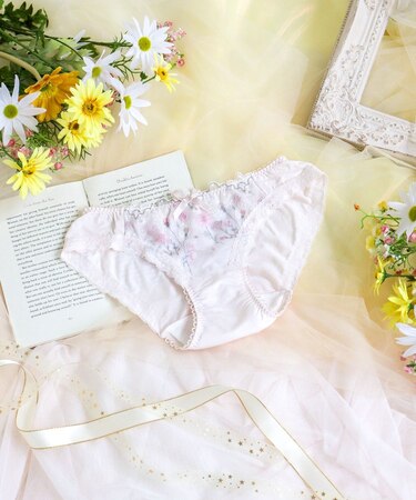 ミリ サニタリーショーツ