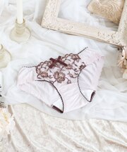 エレノア サニタリー