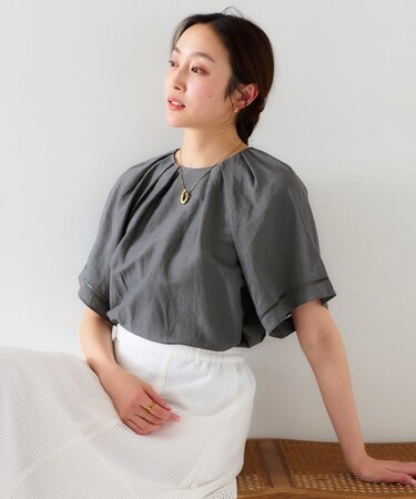 【セットアップ可能】リネン混 タックブラウス