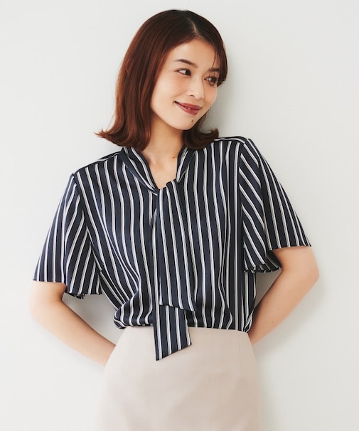 袖ラッフルボウタイブラウス