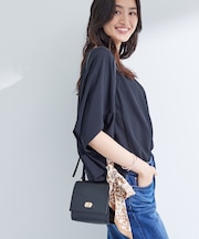 ミニスクエアショルダー