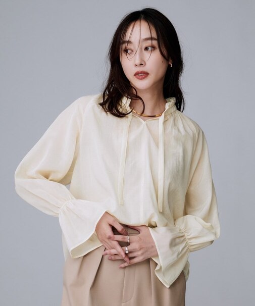 【キャンディスリーブ/エレガント】フリルギャザーネックブラウス