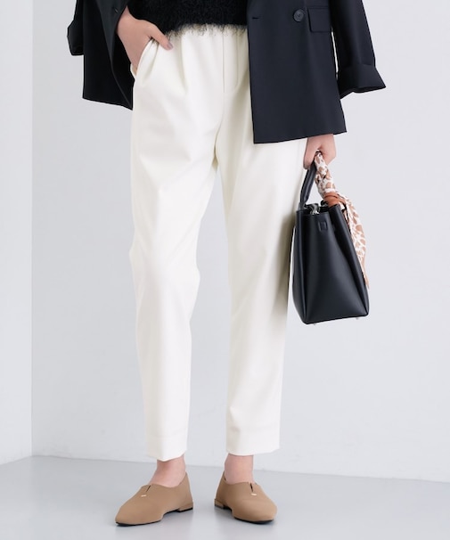 人気NO.1【褒められパンツ／高ストレッチ／ウエストゴム】タックテーパードパンツ