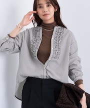 【洗える】胸元タックフリル長袖ブラウス