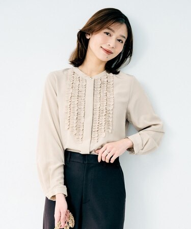 フロントフリルブラウス