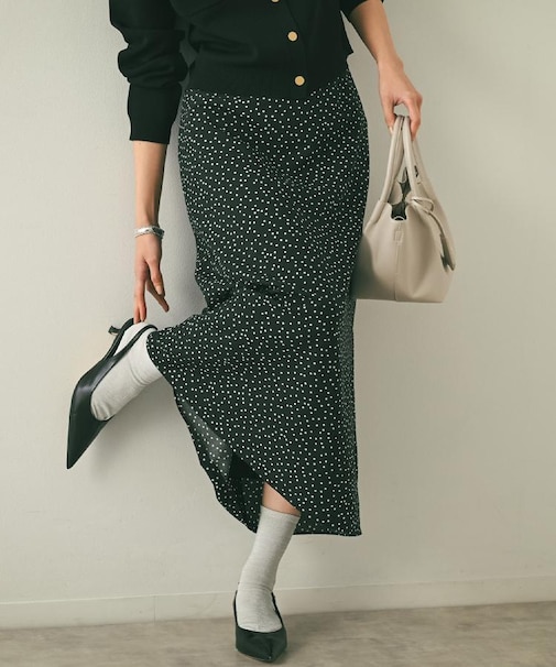 【セットアップ可/後ろウエストゴム】ランダムドットスカート