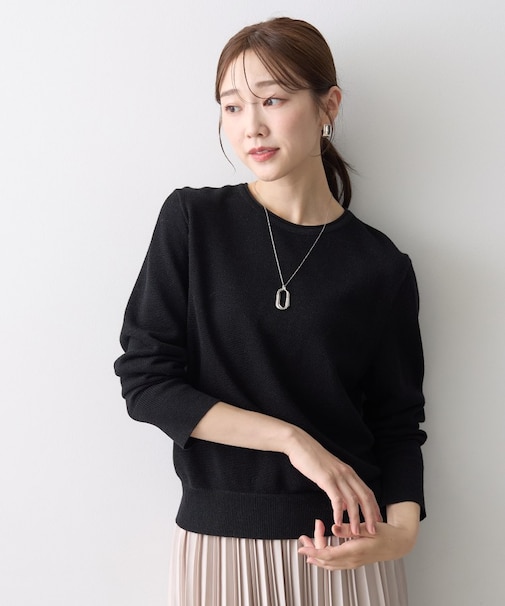 【アンサンブル可能】ラメクルーネックニット
