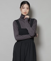 吸湿発熱タートルネックカットトップス