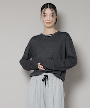クルーネックカシミヤ混ニットプルオーバー
