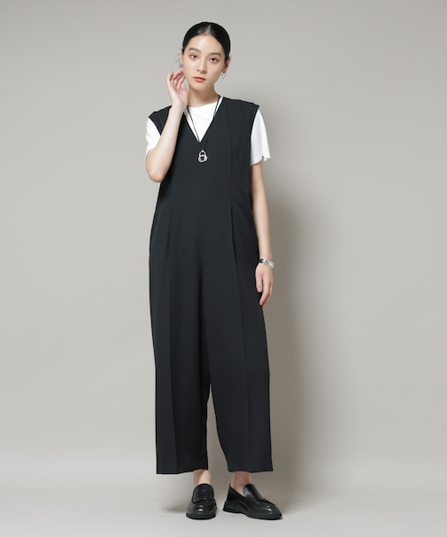 Vネックオールインワン