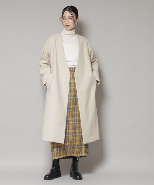 Vネックノーカラーコート