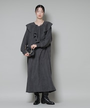 取り外し可能ラッフルカラー付きピーチフレアワンピース