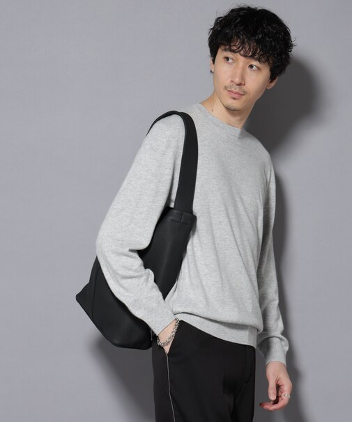 カシミヤミックスクルーネックニット